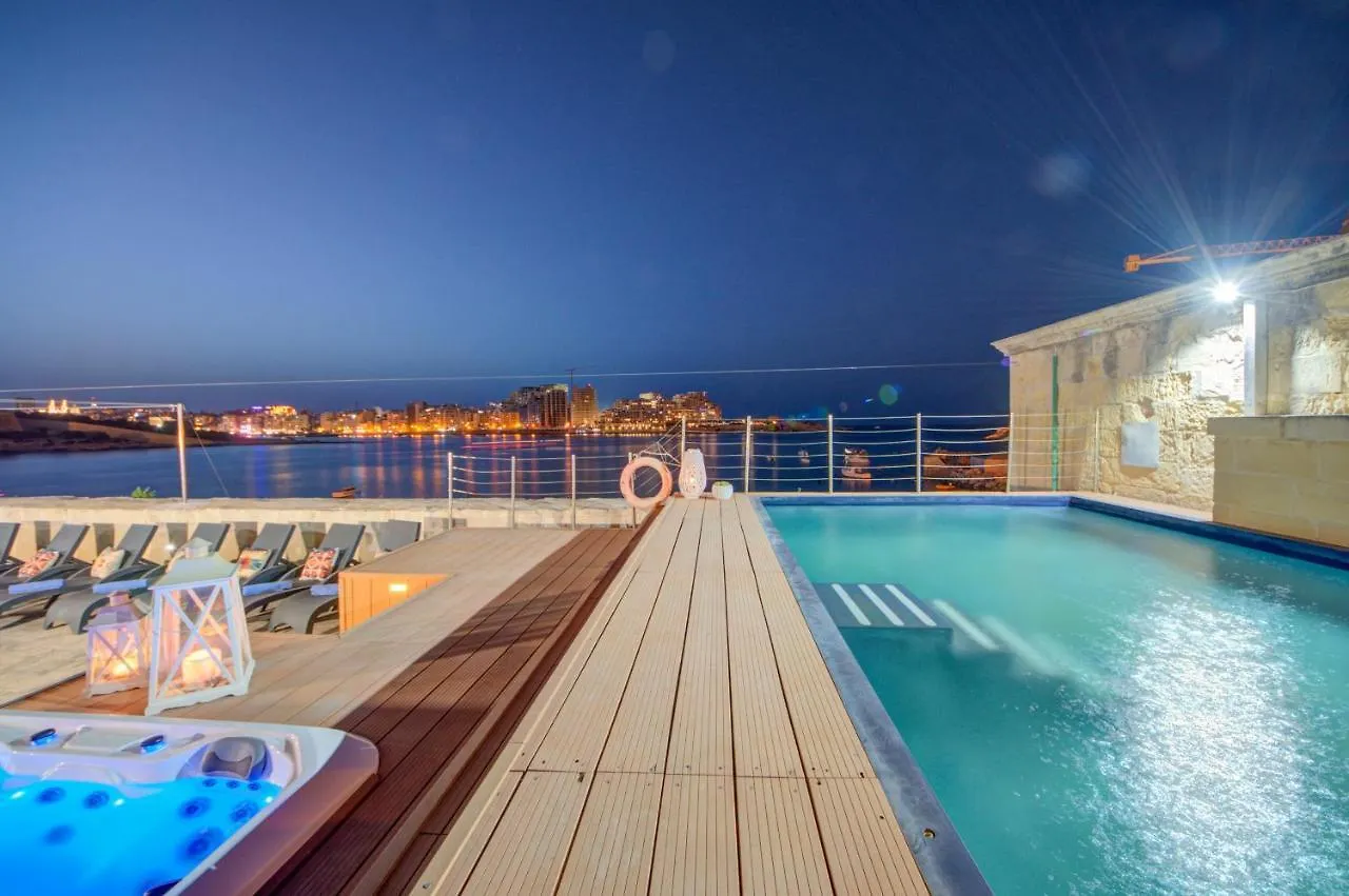 Holiday home Unique Waterfront Valletta House Villa