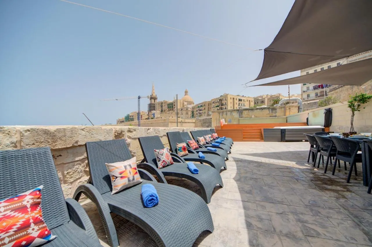 Unique Waterfront Valletta House Villa Holiday home