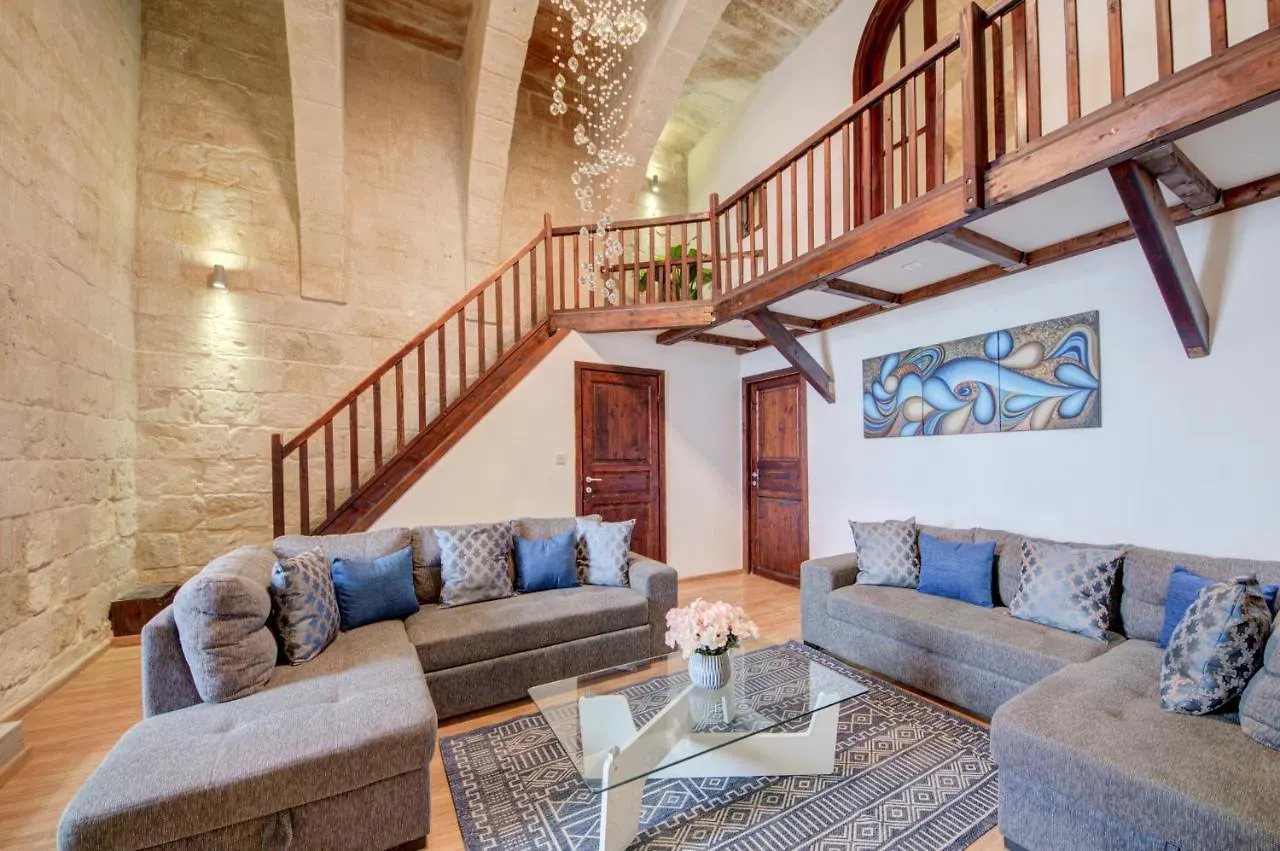 Unique Waterfront Valletta House Villa Holiday home