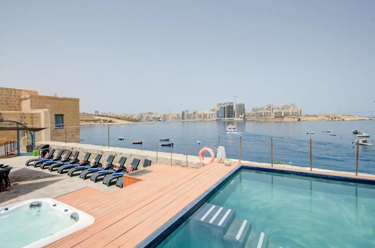 Unique Waterfront Valletta House Villa Holiday home