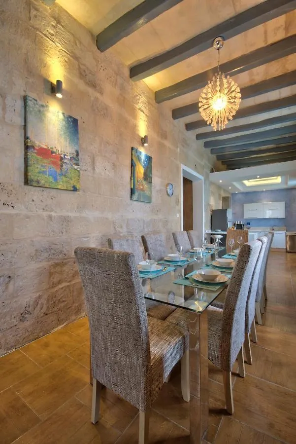 Unique Waterfront Valletta House Villa
