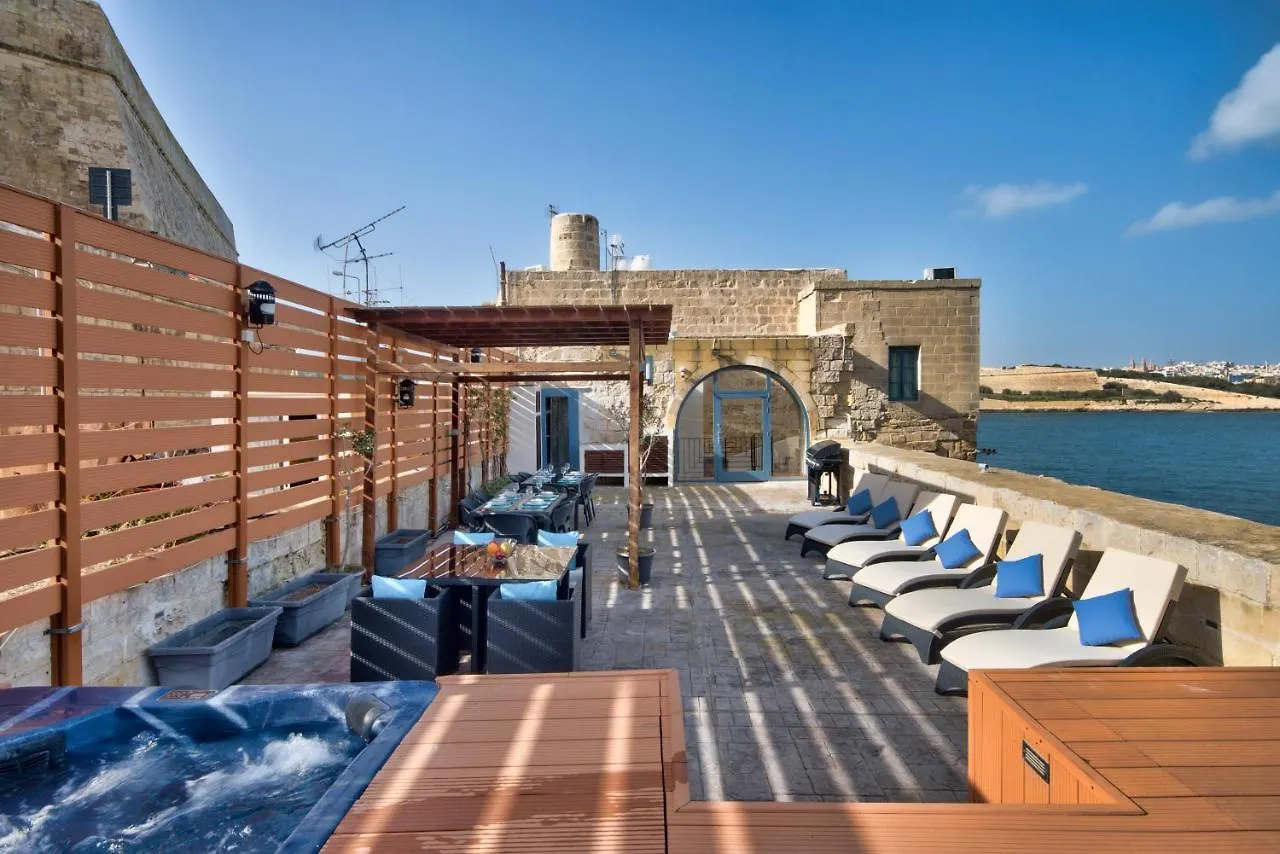 Unique Waterfront Valletta House Villa 0*,  Malta
